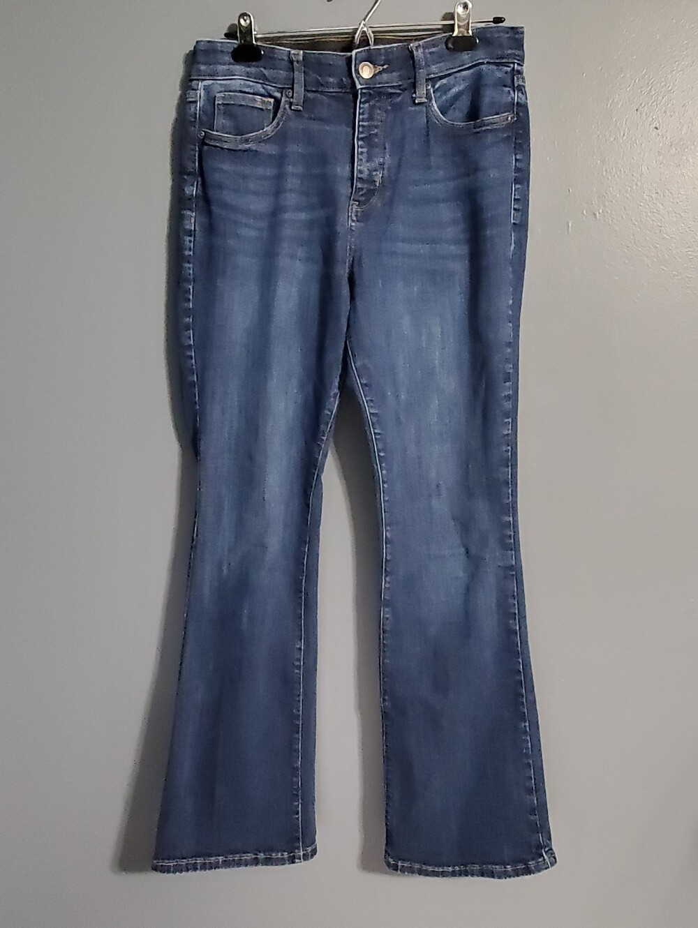 St John's Bay Flare Mid-Rise Women's Denim Jeans in Blue Wash Size 10